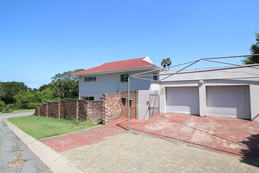 5 Bedroom Property for Sale in Gonubie Eastern Cape